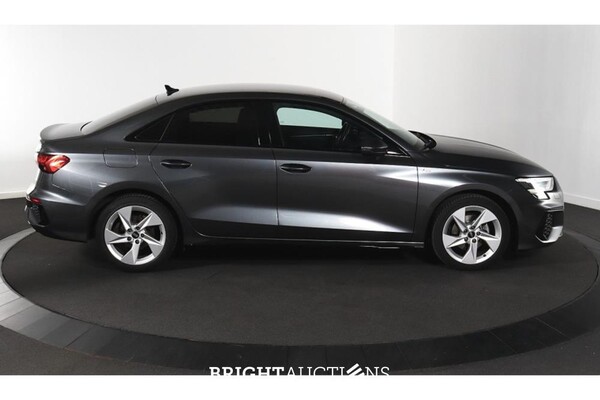 Audi A3 Limousine 30 S edition TFSI 110pk 2022 (Origineel-NL), P-816-HS