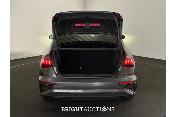Audi A3 Limousine 30 S edition TFSI 110pk 2022 (Origineel-NL), P-816-HS