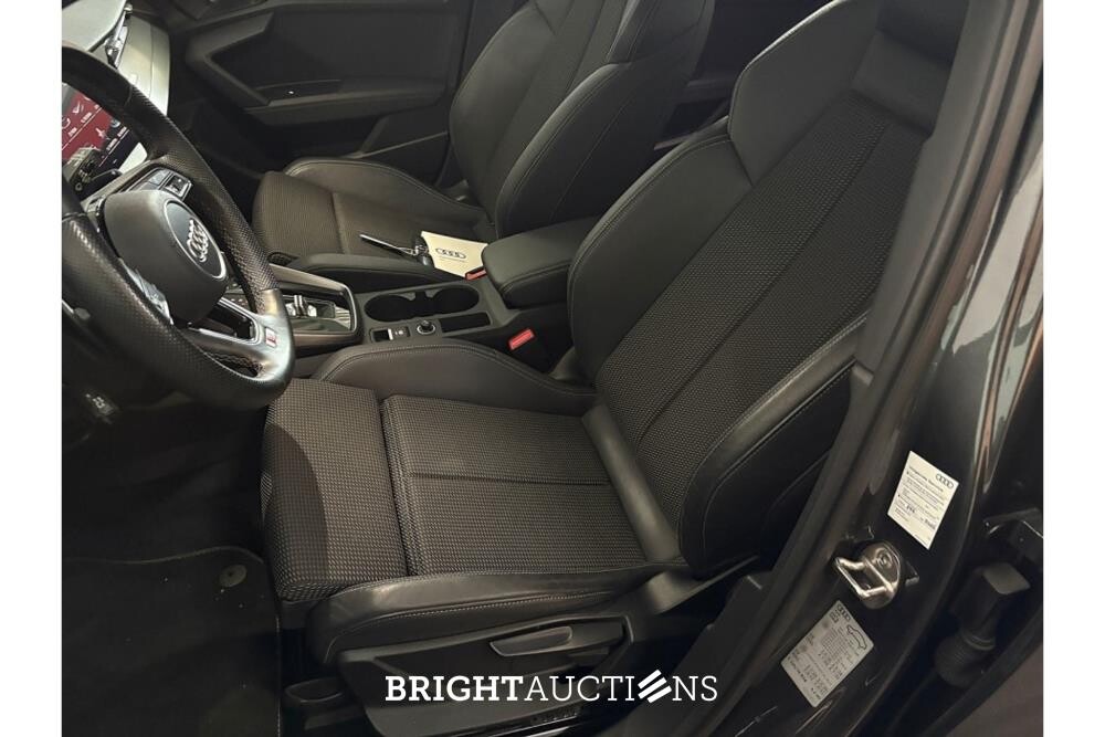 Audi A3 Sportback 35 S edition TFSI 149pk 2021 (Origineel-NL), L-033-JN
