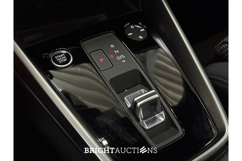Audi A3 Sportback 35 S edition TFSI 149pk 2021 (Origineel-NL), L-033-JN