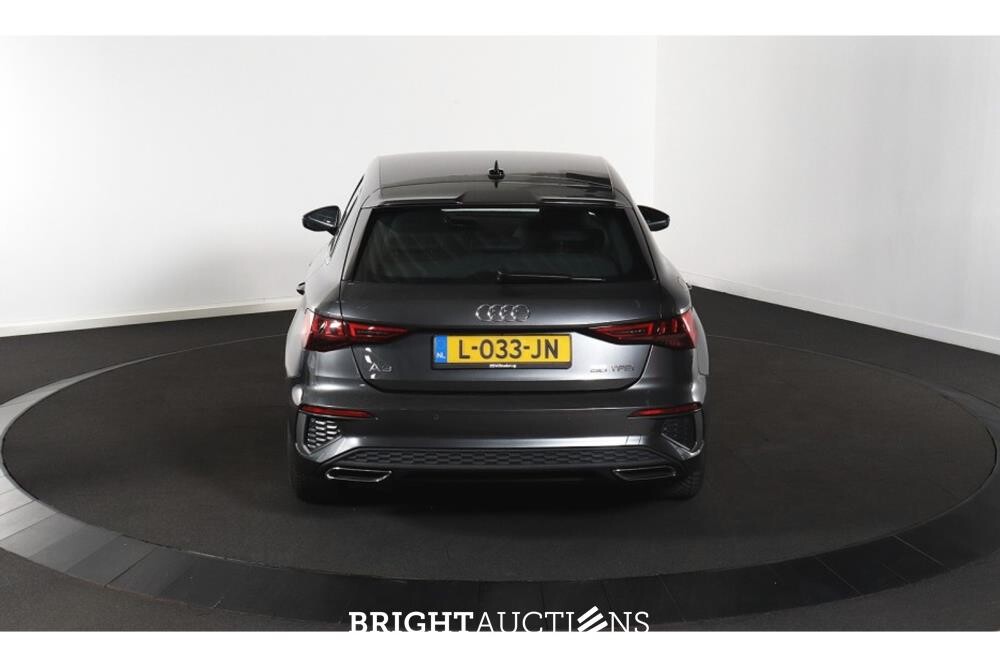 Audi A3 Sportback 35 S edition TFSI 149pk 2021 (Origineel-NL), L-033-JN