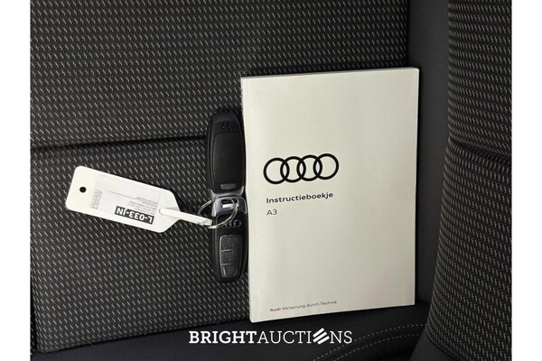 Audi A3 Sportback 35 S edition TFSI 149pk 2021 (Origineel-NL), L-033-JN
