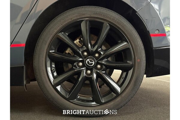 Mazda 3 e-SkyActiv-X M Hybrid 180 Luxury Aero Pakket 2.0 SkyActiv 179pk 2021 (Origineel-NL), K-575-LT