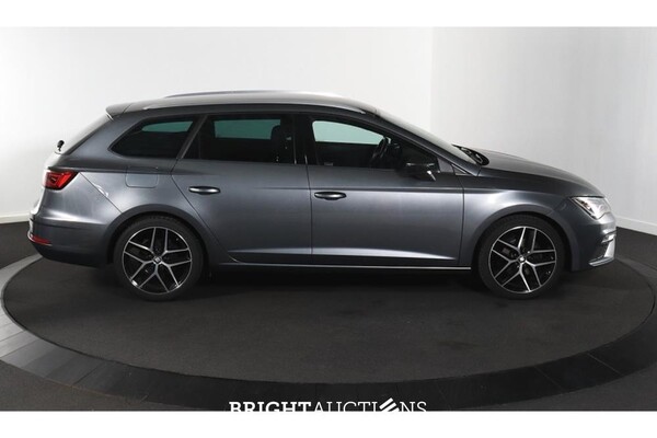 SEAT Leon FR EcoTSI Business Intense 1.4 149pk 2018 (Origineel-NL), ST-995-H