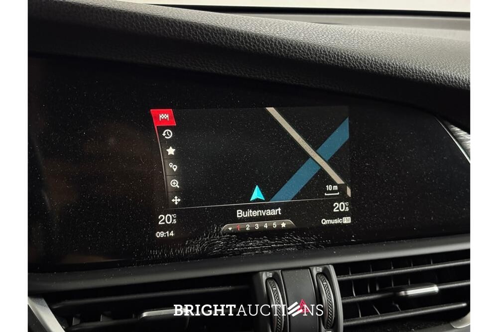 Alfa Romeo Giulia 2.2 136pk 2018, T-697-XB