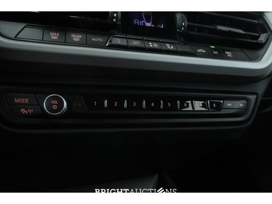 BMW 118i 1-serie High Executive Edition 141pk 2020 1-Serie, JVH-62-G
