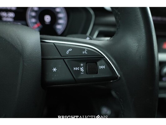 Audi A4 Avant 35 S edition TDI 136pk 2022, JZK-23-J