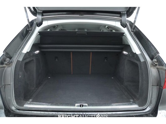 Audi A4 Avant 35 S edition TDI 136pk 2022, JZK-23-J