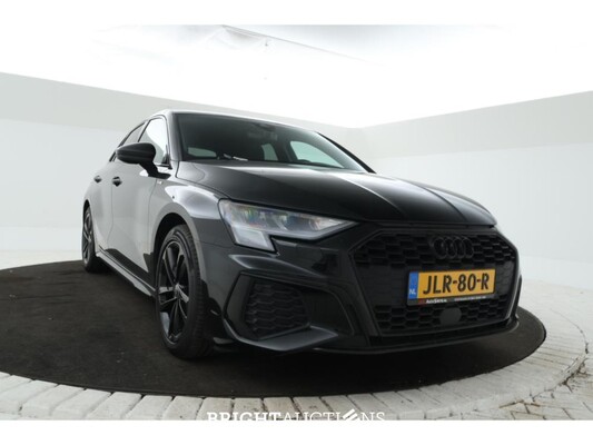 Audi A3 Sportback 30 S edition TFSI 122pk 2022, JLR-80-R