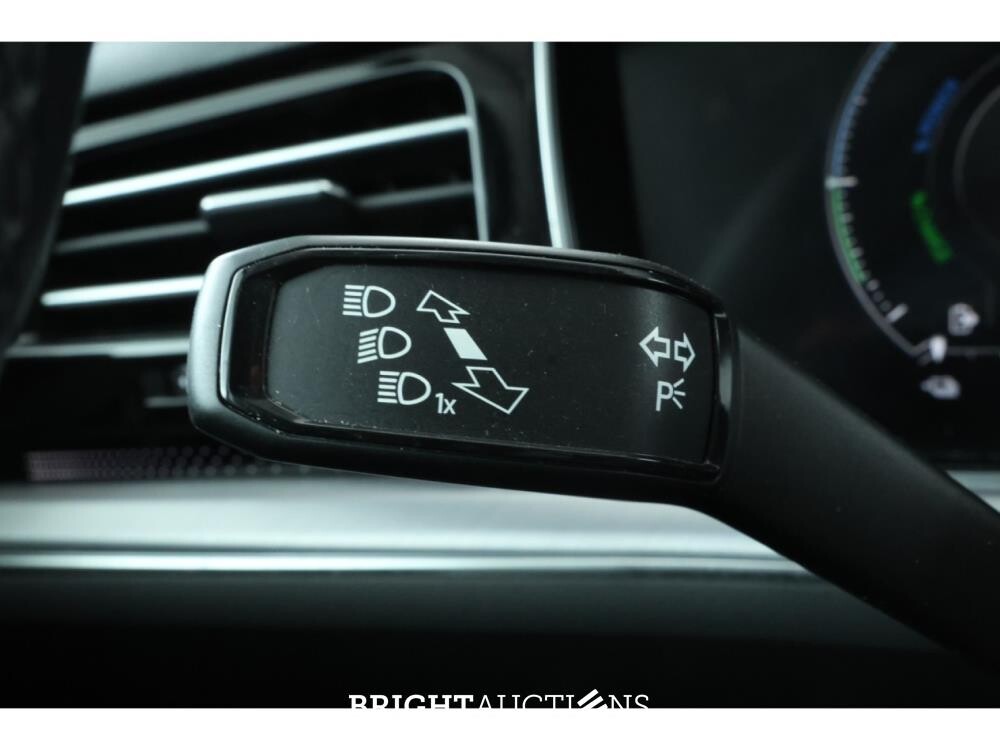 Volkswagen Touareg eHybrid 4MOTION 3.0 TSI 476pk 2020, GKP-27-G
