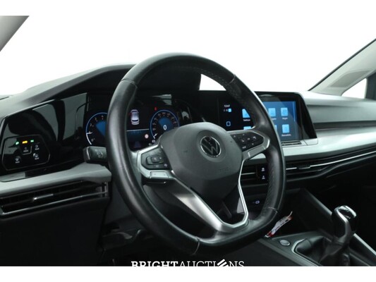 Volkswagen Golf Life Business 1.0 TSI 111pk 2021, KDR-05-V