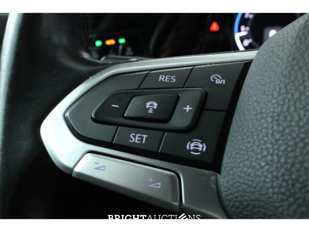 Volkswagen Golf eTSI R-Line 1.5 162pk 2020, P-810-JN