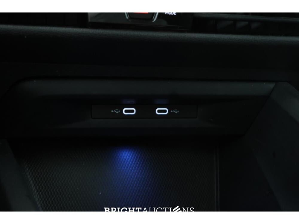 Volkswagen Golf eTSI R-Line 1.5 162pk 2020, P-810-JN