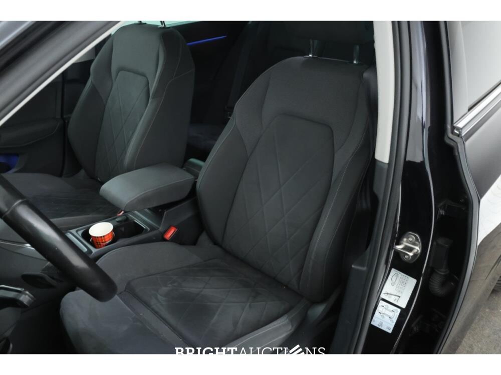 Volkswagen Golf eTSI R-Line 1.5 162pk 2020, P-810-JN