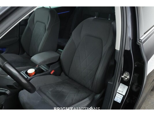 Volkswagen Golf eTSI R-Line 1.5 162pk 2020, P-810-JN