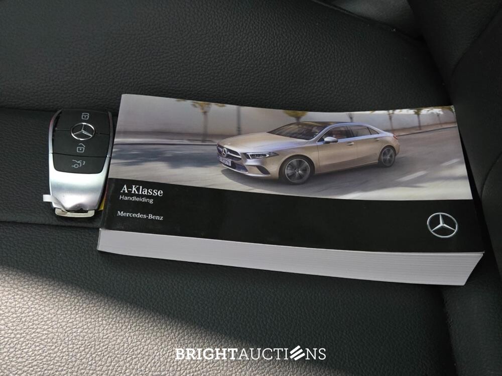 Mercedes-Benz A180 Luxury Line 136pk 2022 (Origineel-NL) A-klasse, R-206-PR