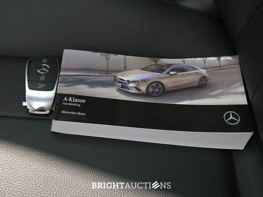 Mercedes-Benz A180 Luxury Line 136pk 2022 (Origineel-NL) A-klasse, R-206-PR