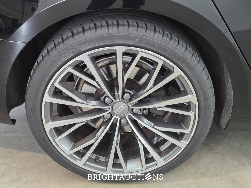 Audi A4 Avant 40 Design Pro Line Plus TFSI 190pk 2019, S-364-LJ