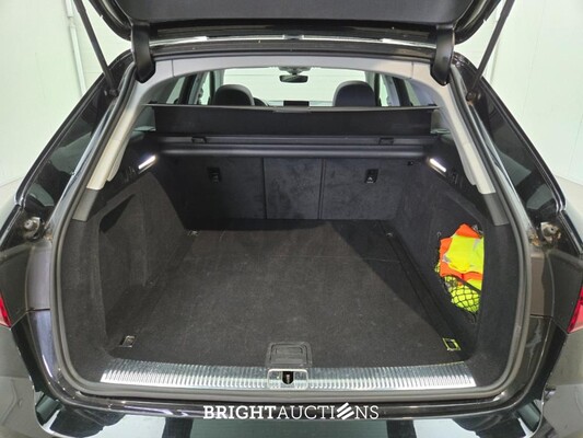 Audi A4 Avant 40 Design Pro Line Plus TFSI 190pk 2019, S-364-LJ
