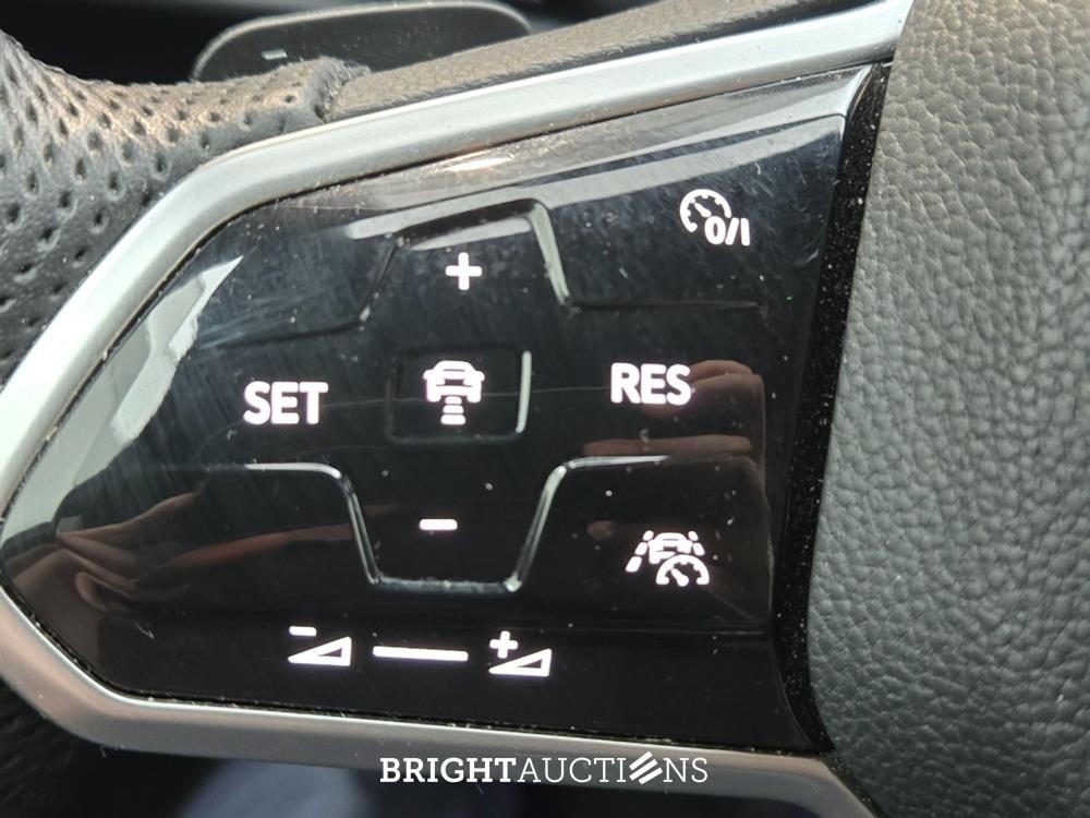Volkswagen Golf eTSI R-Line 1.5 150pk 2022, HGP-39-Z