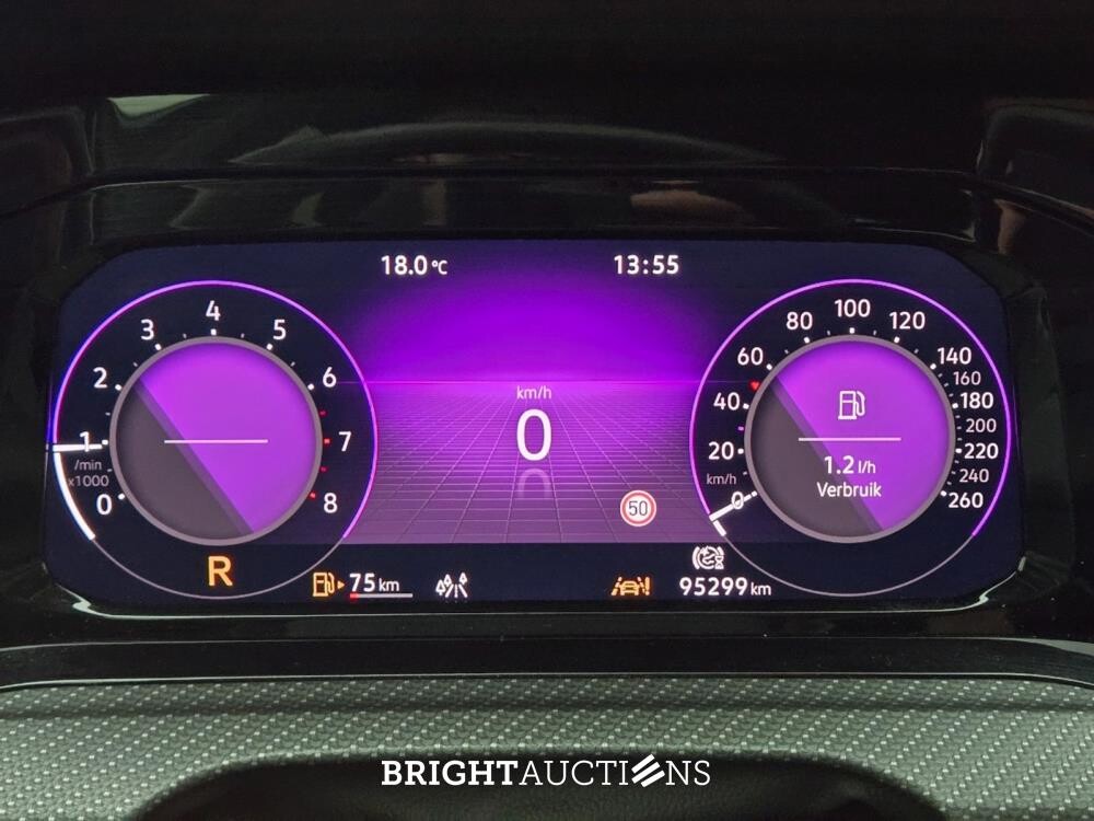 Volkswagen Golf eTSI R-Line 1.5 150pk 2022, HGP-39-Z