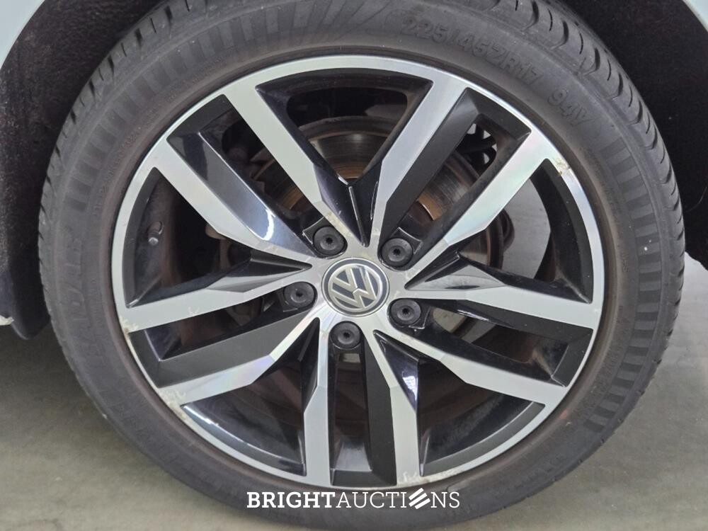 Volkswagen Golf e- e 136pk 2019 (Origineel-NL), ZJ-550-D