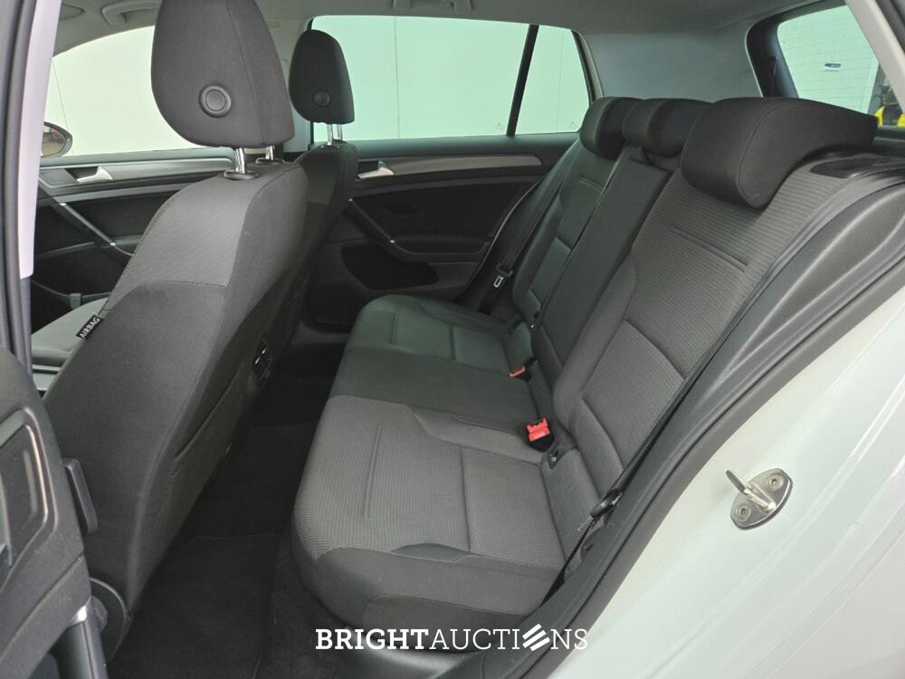 Volkswagen Golf e- e 136pk 2019 (Origineel-NL), ZJ-550-D