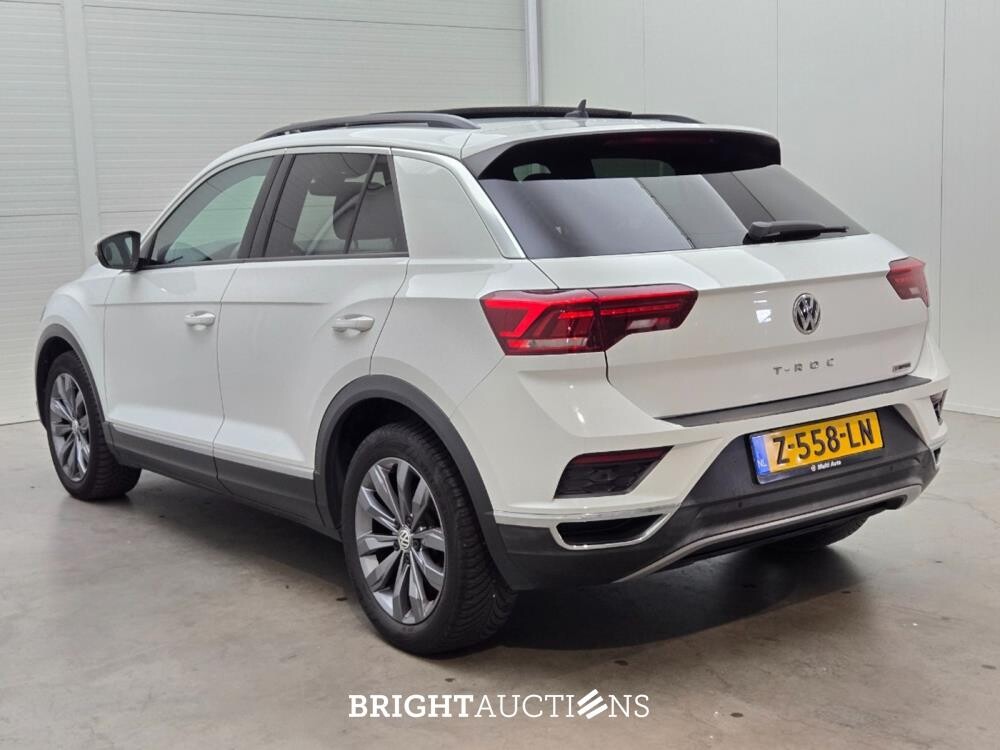 Volkswagen T-Roc 4Motion Sport 2.0 TSI 190pk 2018, Z-558-LN