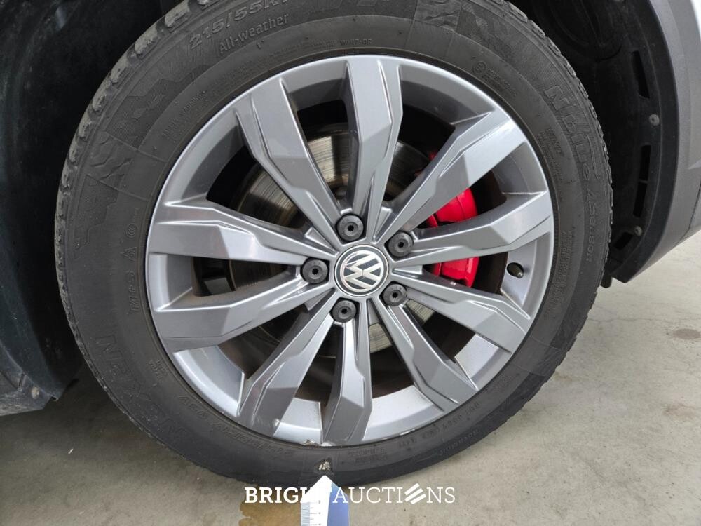 Volkswagen T-Roc 4Motion Sport 2.0 TSI 190pk 2018, Z-558-LN