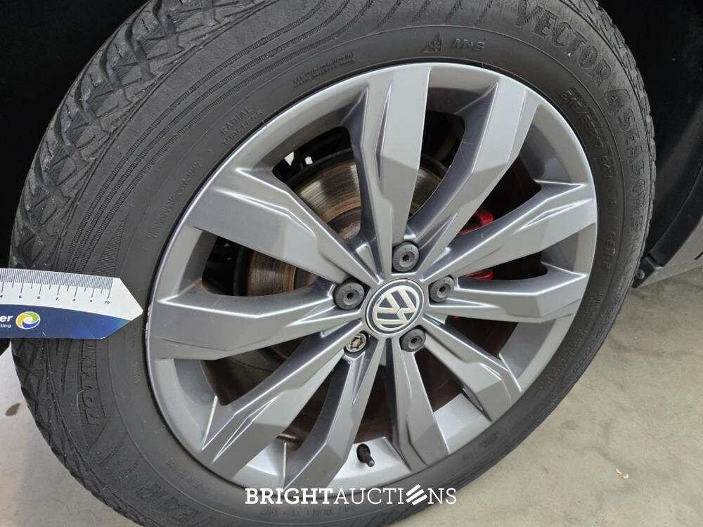 Volkswagen T-Roc 4Motion Sport 2.0 TSI 190pk 2018, Z-558-LN