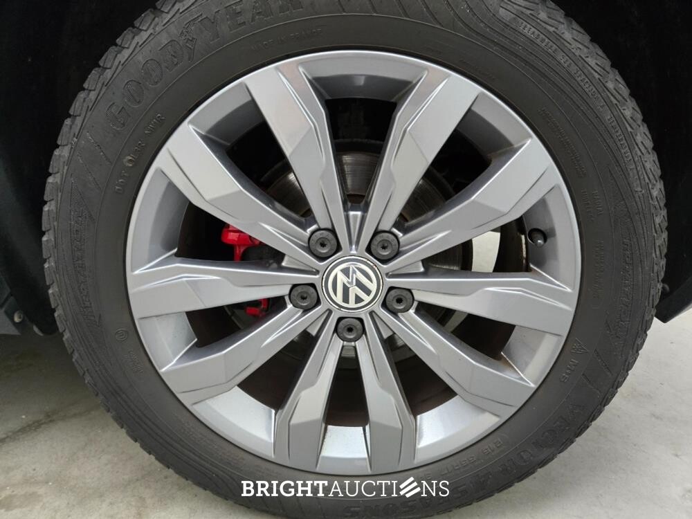 Volkswagen T-Roc 4Motion Sport 2.0 TSI 190pk 2018, Z-558-LN