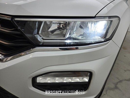 Volkswagen T-Roc 4Motion Sport 2.0 TSI 190pk 2018, Z-558-LN