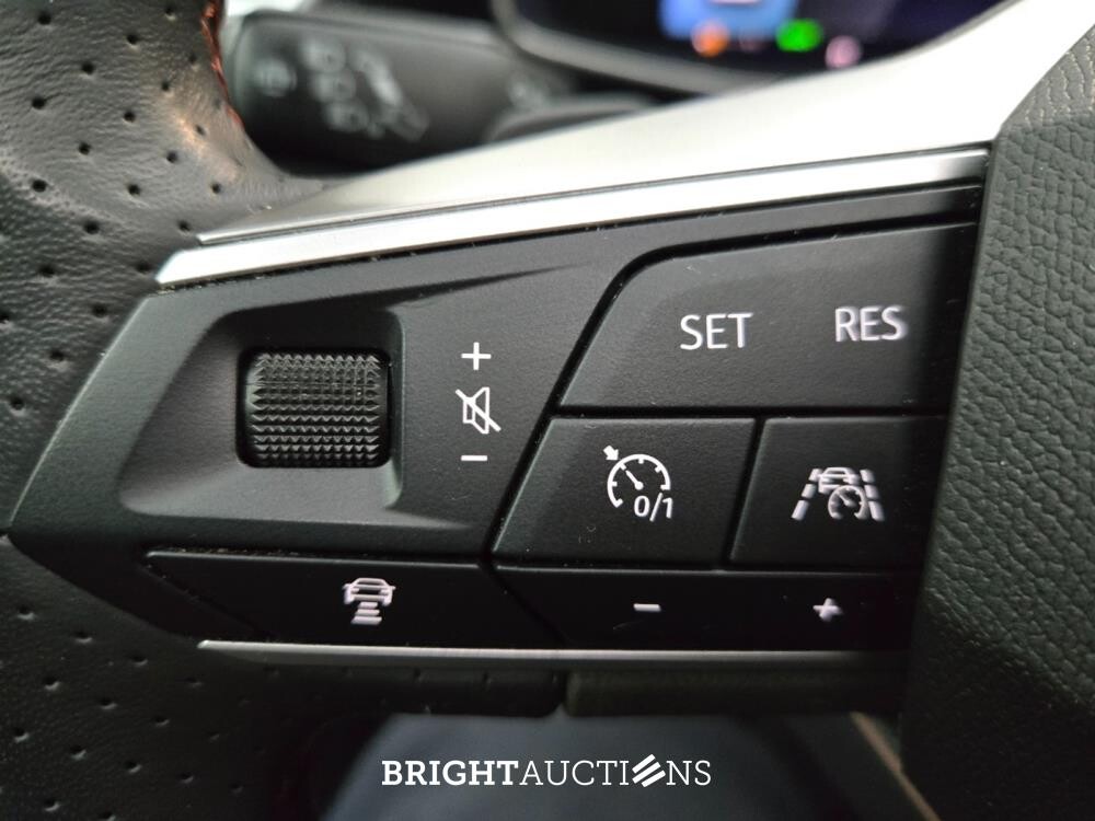 SEAT Leon FR eHybrid PHEV Business Intense 1.4 TSI 258pk 2021, HXF-74-P