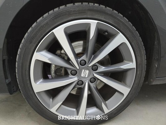 SEAT Leon FR eHybrid PHEV Business Intense 1.4 TSI 258pk 2021, HXF-74-P