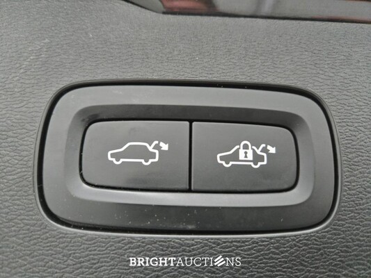 Volvo V60 T8 Twin Engine R-Design 2.0 AWD 392pk 2020, N-113-GZ