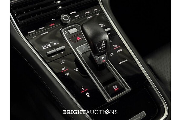 Porsche Panamera 4 E-Hybrid 2.9 466pk 2022 (Origineel-NL), N-780-XZ