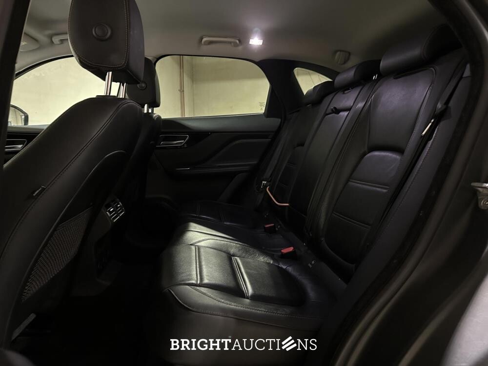 Jaguar F-PACE 3.0 S/C Portfolio AWD 35t 340pk 2016, XS-963-D