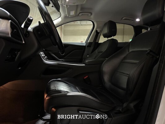 Jaguar F-PACE 3.0 S/C Portfolio AWD 35t 340pk 2016, XS-963-D
