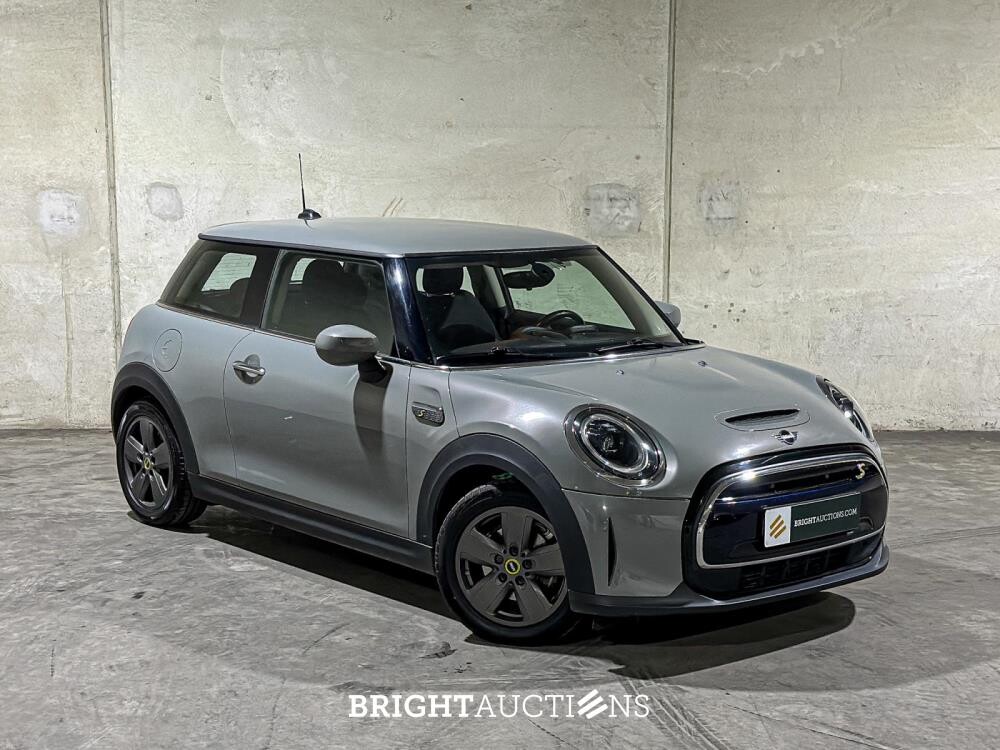 MINI Cooper Electric Essential 33 kWh 184 PS 2021 F56 (Original-NL), L-232-DH