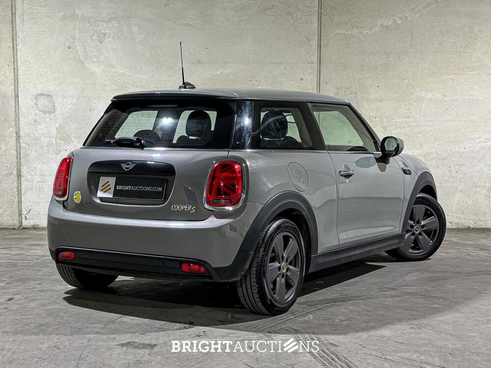 MINI Cooper Electric Essential 33 kWh 184 PS 2021 F56 (Original-NL), L-232-DH