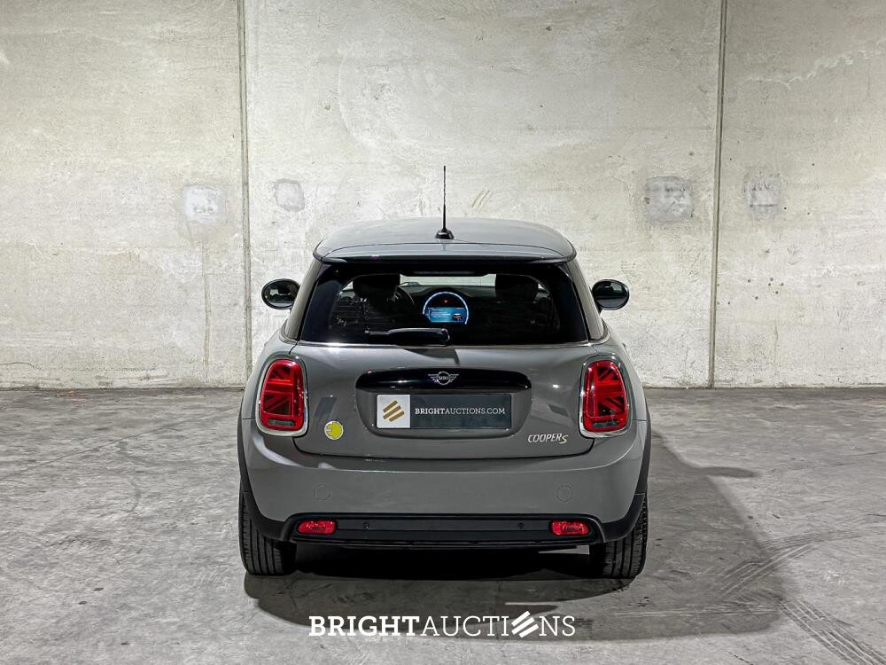 MINI Cooper Electric Essential 33 kWh 184 PS 2021 F56 (Original-NL), L-232-DH