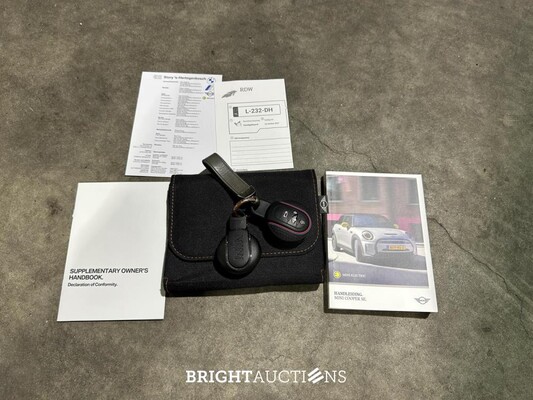 MINI Cooper Electric Essential 33 kWh 184 PS 2021 F56 (Original-NL), L-232-DH