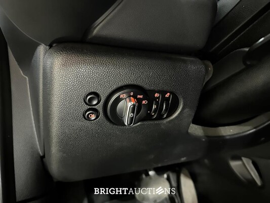 MINI Cooper Electric Essential 33 kWh 184 PS 2021 F56 (Original-NL), L-232-DH