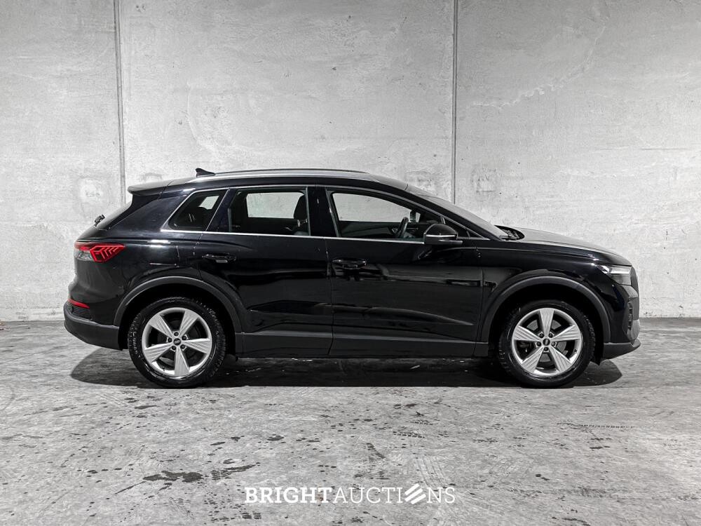 Audi Q4 e-tron 35 Edition 55 kWh 170 PS 2022 (Original-NL), R-847-TD