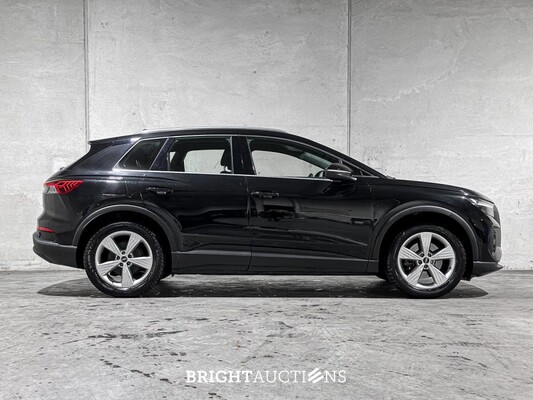Audi Q4 e-tron 35 Edition 55 kWh 170 PS 2022 (Original-NL), R-847-TD