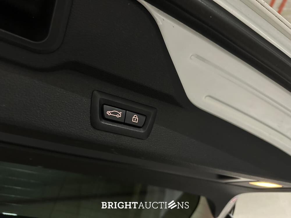 BMW X5 xDrive50i 4.4 V8 High Executive 449pk 2014, J-094-RR