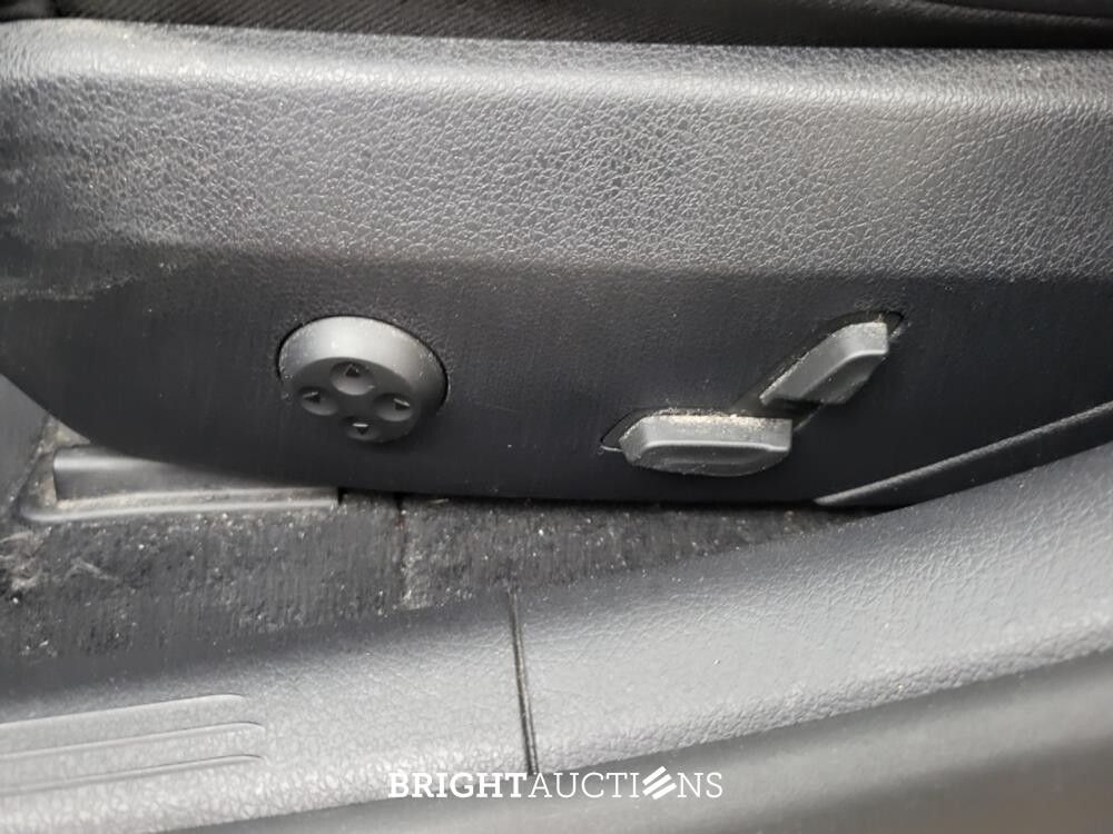 Mercedes-Benz C300 e AMG Line 333pk 2022 (Origineel-NL) C-klasse, P-685-JK