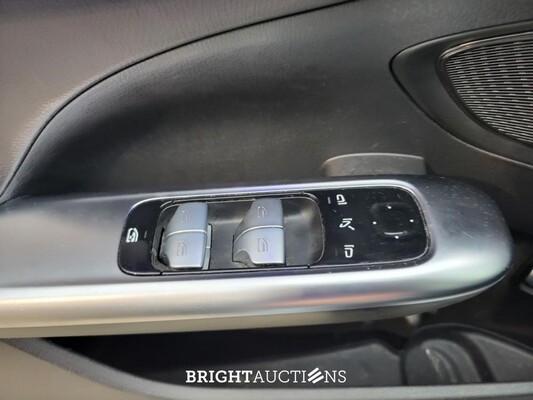 Mercedes-Benz C300 e AMG Line 333pk 2022 (Origineel-NL) C-klasse, P-685-JK