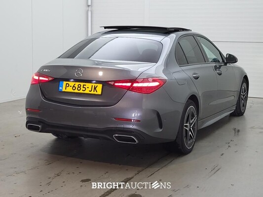 Mercedes-Benz C300 e AMG Line 333pk 2022 (Origineel-NL) C-klasse, P-685-JK