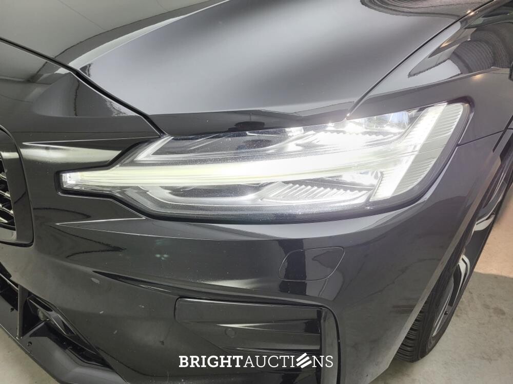 Volvo V60 B4 R-Design 2.0 197pk 2021, R-152-SP